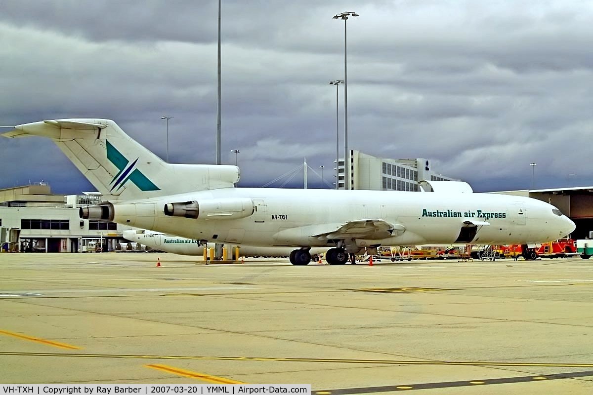VH-TXH, 1973 Boeing 727-277 C/N 20549, Boeing 727-277F [20549] (Australian Air Express) Melbourne~VH 20/03/2007