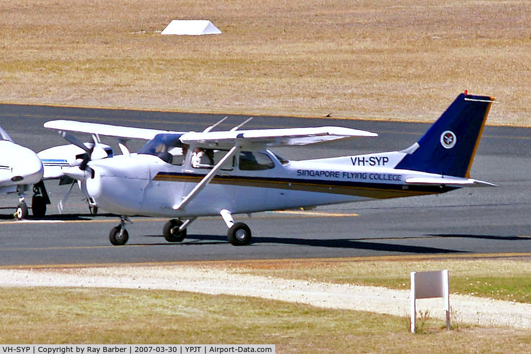 VH-SYP, Cessna 172R C/N 17280357, Cessna 172R Skyhawk [172-80357] (Singapore Flying College) Perth-Jandakot~VH 30/03/2007