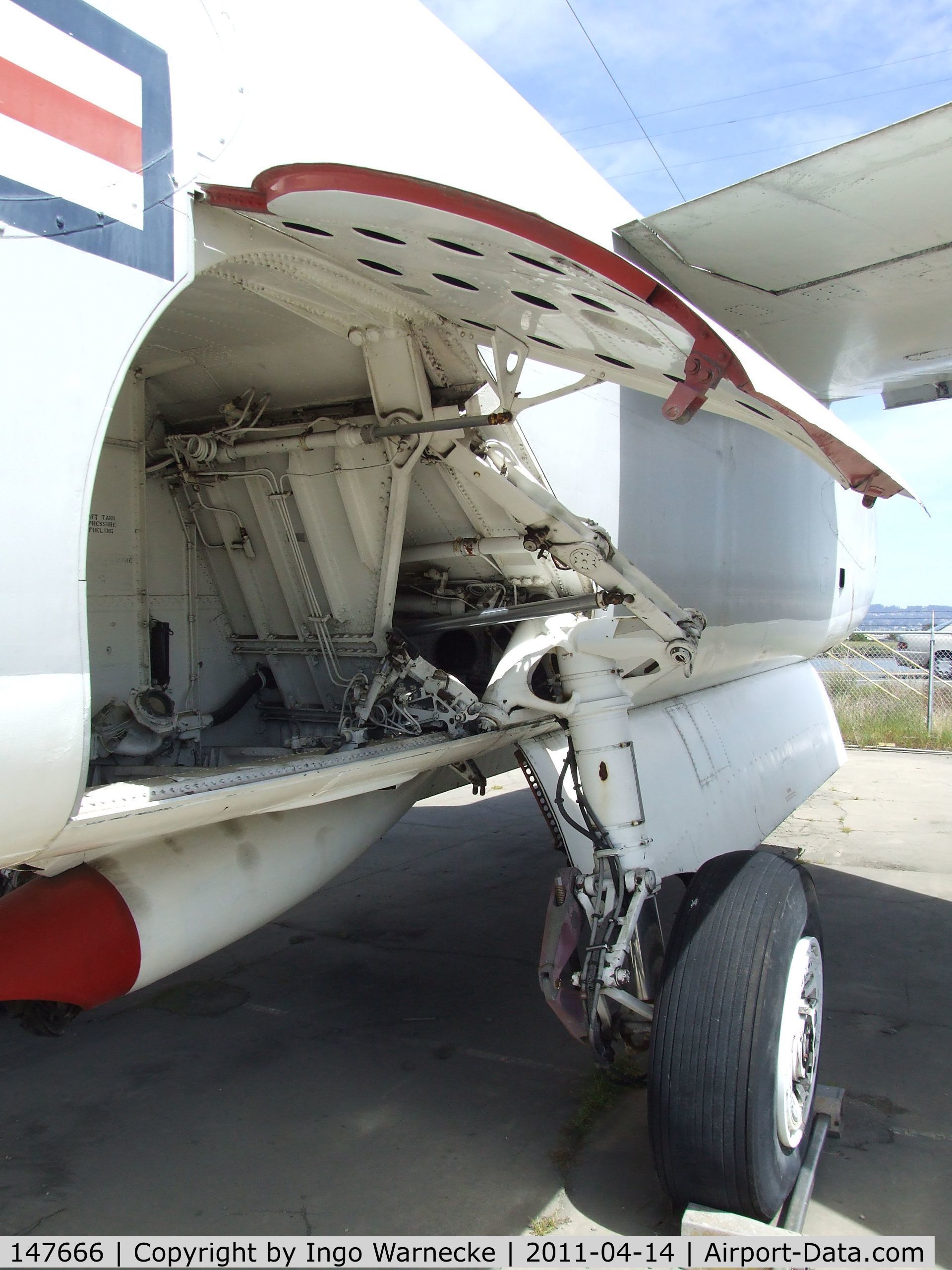 147666, Douglas KA-3B Skywarrior C/N 12430, Douglas KA-3B Skywarrior at the Oakland Aviation Museum, Oakland CA