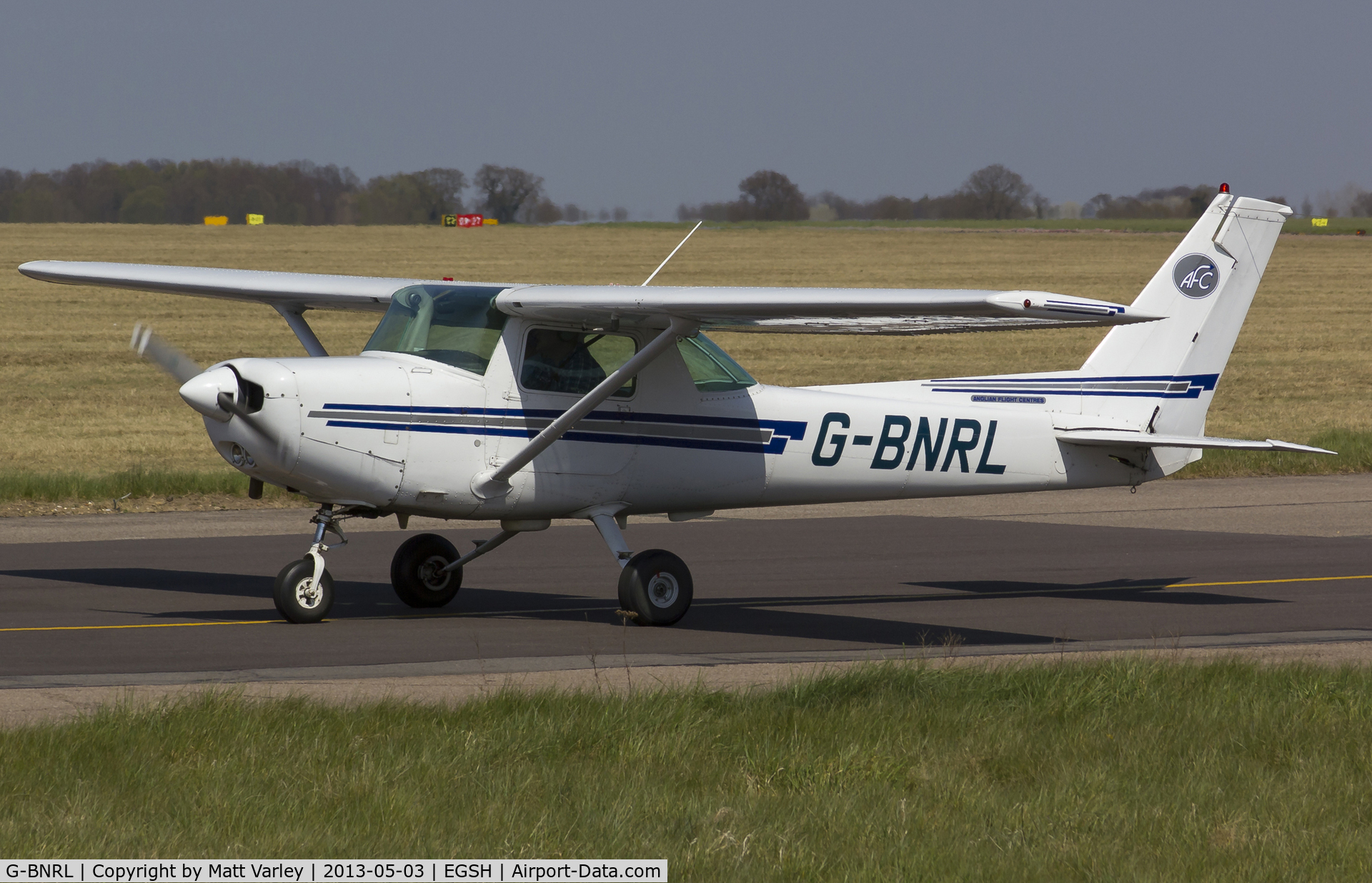 G-BNRL, 1984 Cessna 152 C/N 152-84250, Arriving at SaxonAir.