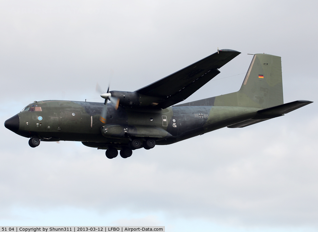 51 04, Transall C-160D C/N D141, Landing rwy 32R