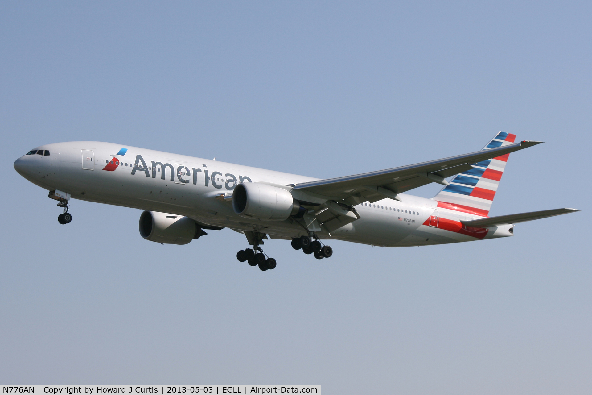 N776AN, 1999 Boeing 777-223 C/N 29582, American Airlines, on approach to runway 27L. Now painted in new colours.