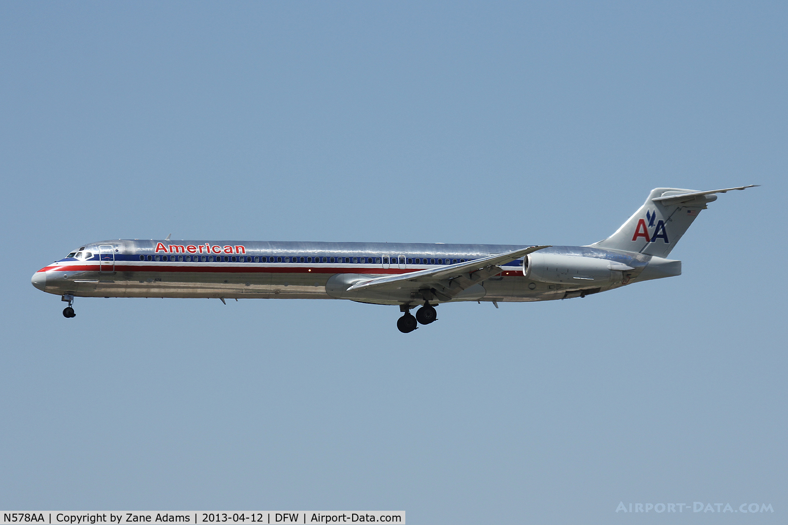 N578AA, 1991 McDonnell Douglas MD-82 (DC-9-82) C/N 53155, American Airlines landing at DFW Airport