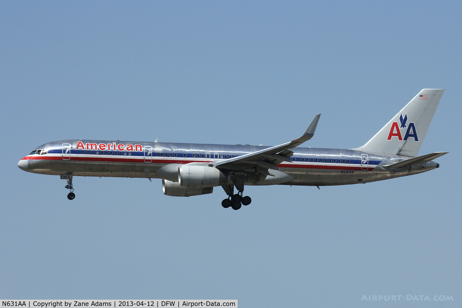 N631AA, 1990 Boeing 757-223 C/N 24589, American Airlines landing at DFW Airport