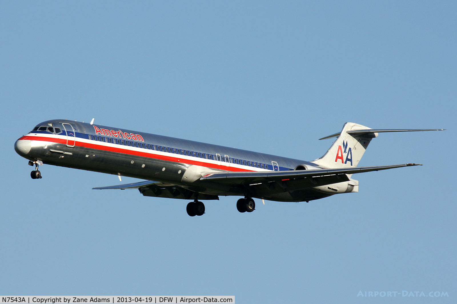 N7543A, 1990 McDonnell Douglas MD-82 (DC-9-82) C/N 53025, American Airlines landing at DFW Airport