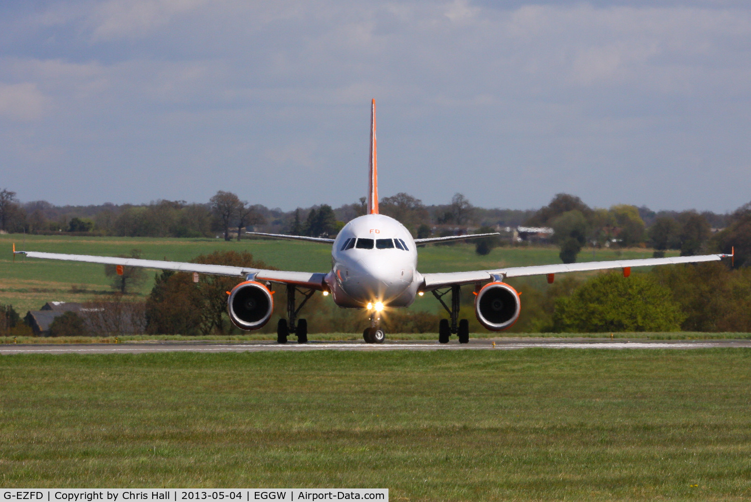 G-EZFD, 2009 Airbus A319-111 C/N 3810, easyJet