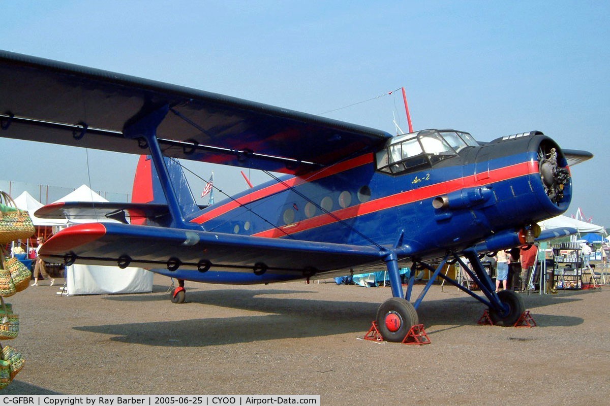 C-GFBR, 1990 Antonov An-2P C/N 1G 238-52, Antonov An-2PK [1G238-52] Oshawa~C 25/06/2005
