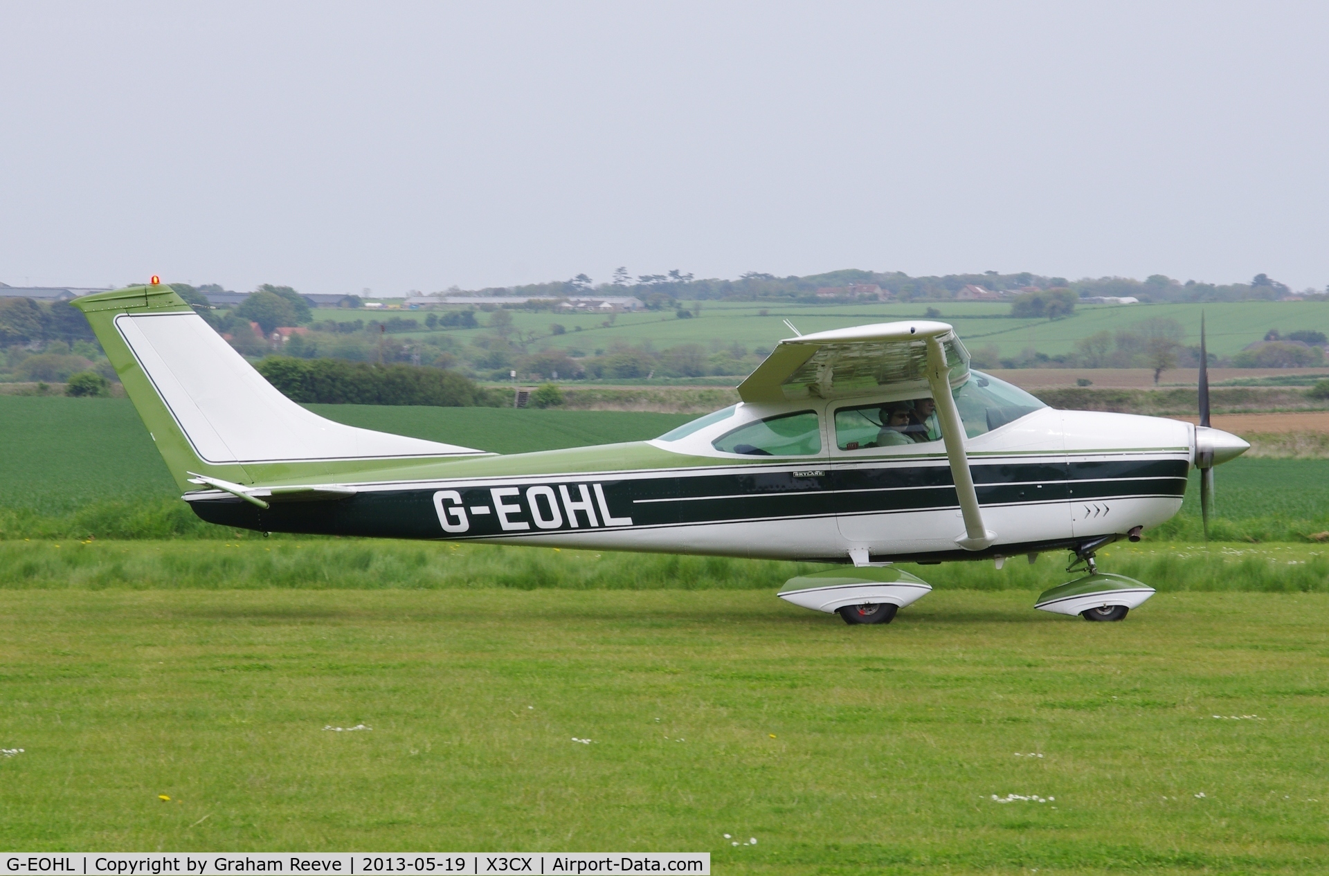 G-EOHL, 1968 Cessna 182L Skylane C/N 182-59279, Just landed.