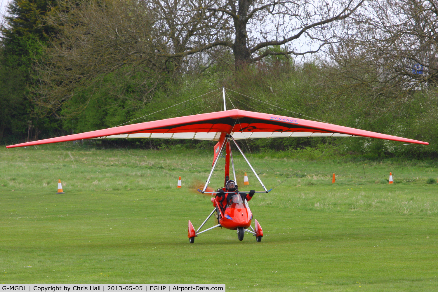 G-MGDL, 1998 Pegasus Quantum 15 C/N 7400, at the LAA Microlight Trade Fair, Popham