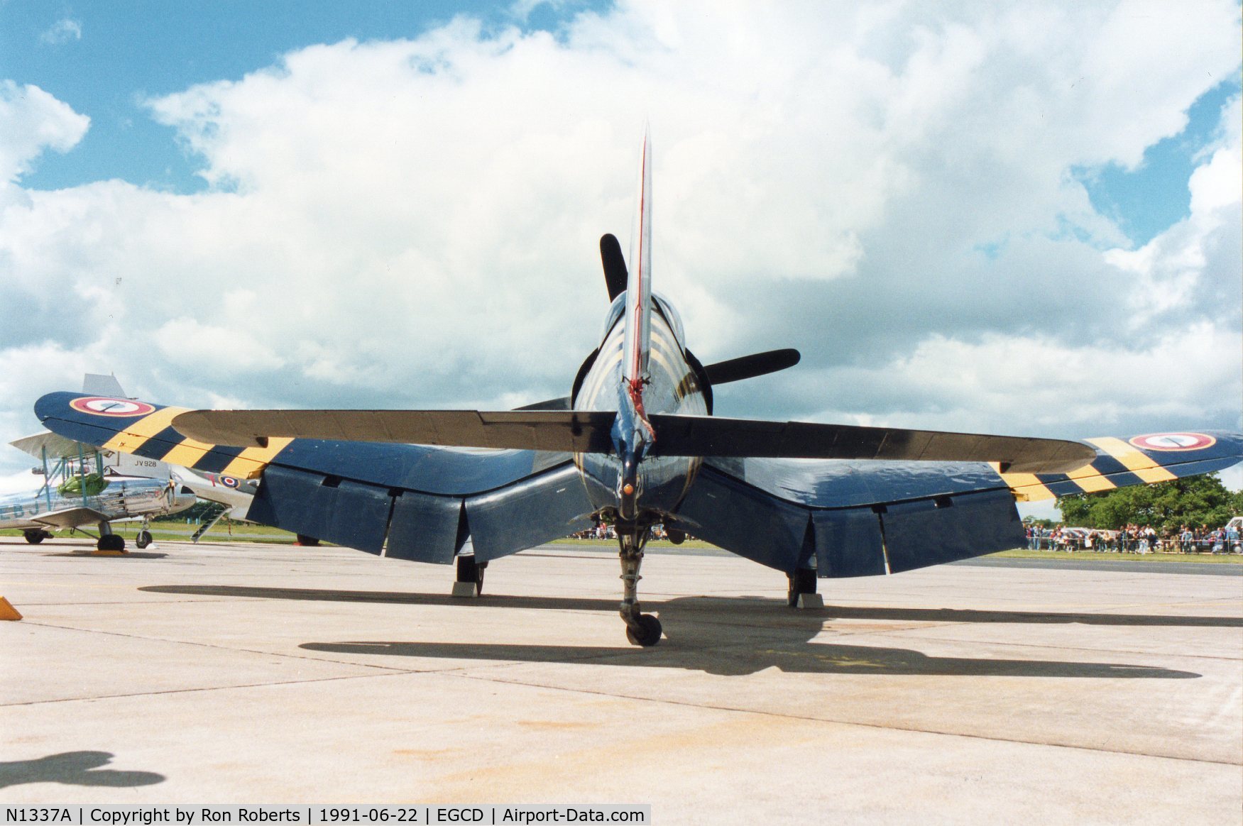 N1337A, 1952 Vought F4U-7 Corsair C/N 977, Woodford Airshow