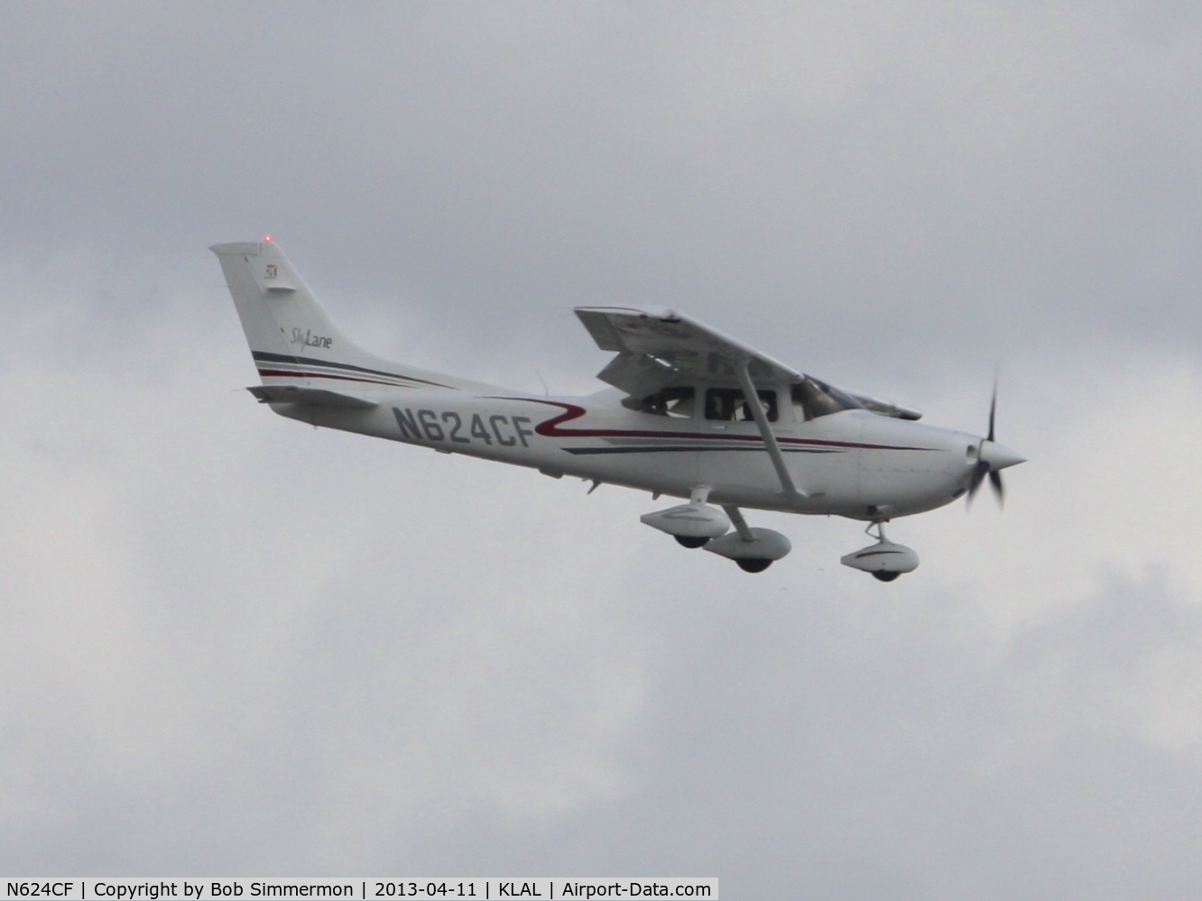 N624CF, Cessna 182T Skylane C/N 18281059, Arriving Lakeland, FL during Sun N Fun 2013