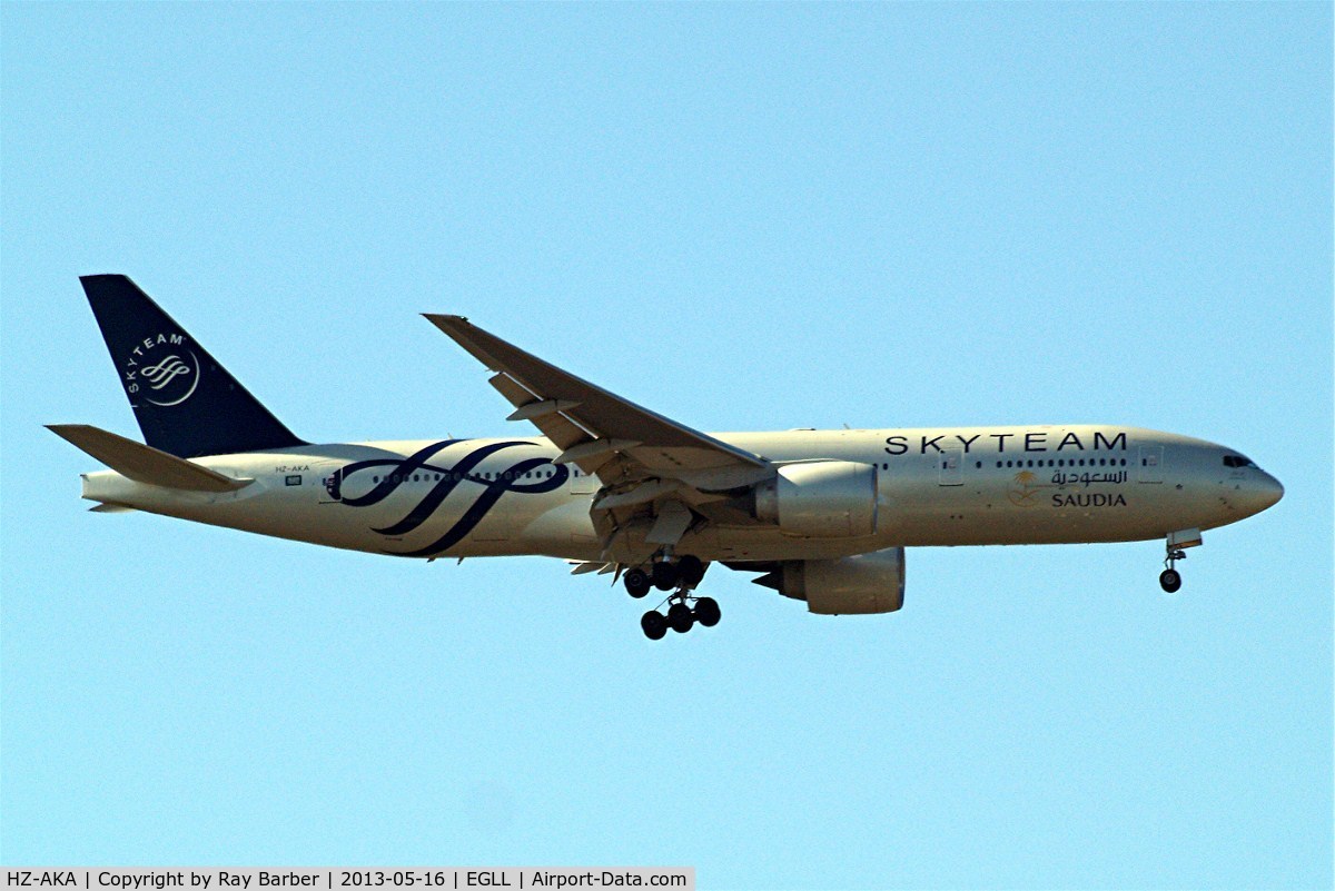 HZ-AKA, 1997 Boeing 777-268/ER C/N 28344, Boeing 777-268ER [28344] (Saudi Arabian Airlines) Home~G 16/05/2013