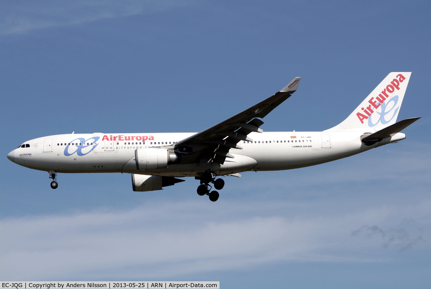 EC-JQG, 2006 Airbus A330-202 C/N 745, On final for 01L.