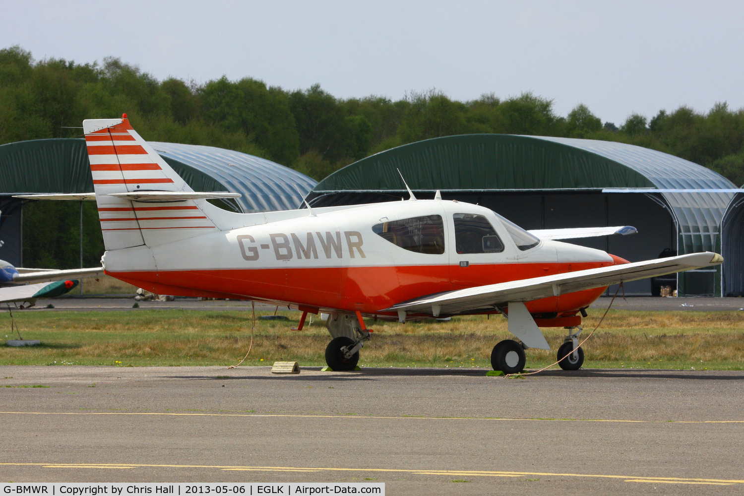 G-BMWR, 1975 Rockwell International 112 Commander C/N 365, privately owned