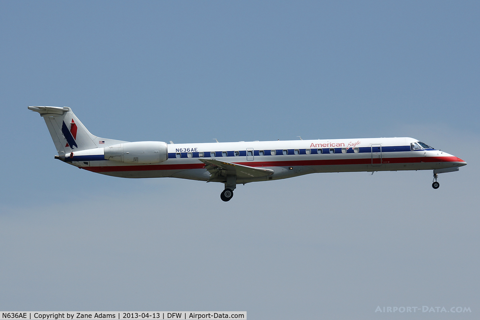 N636AE, 1999 Embraer ERJ-145LR (EMB-145LR) C/N 145160, American Eagle at DFW Airport