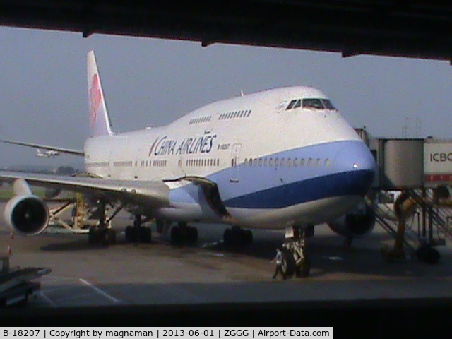 B-18207, Boeing 747-409 C/N 29219, Shot taken from arrivals corridor