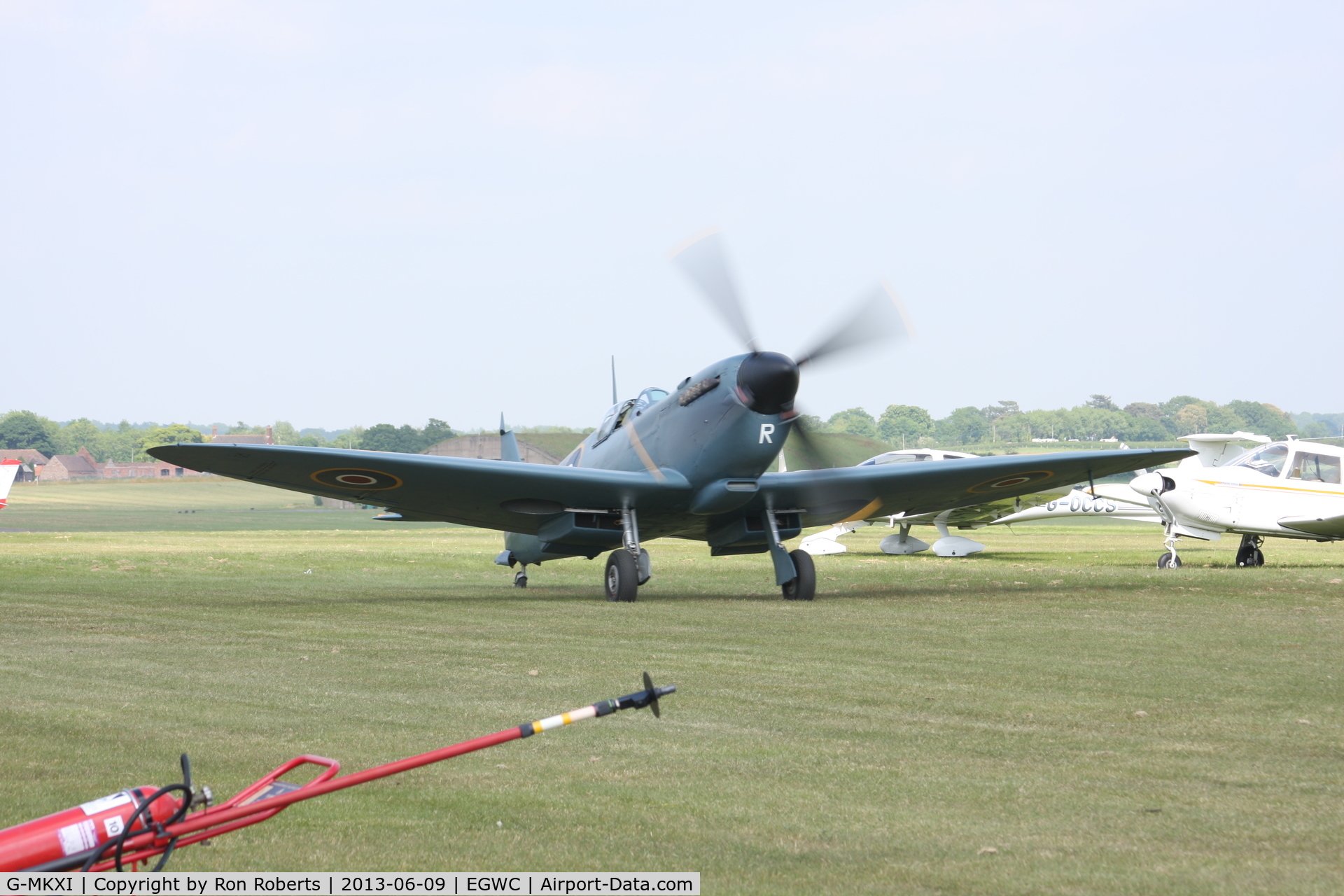 G-MKXI, 1944 Supermarine 365 Spitfire PR.XI C/N 6S/504719, RAF Cosford Airshow