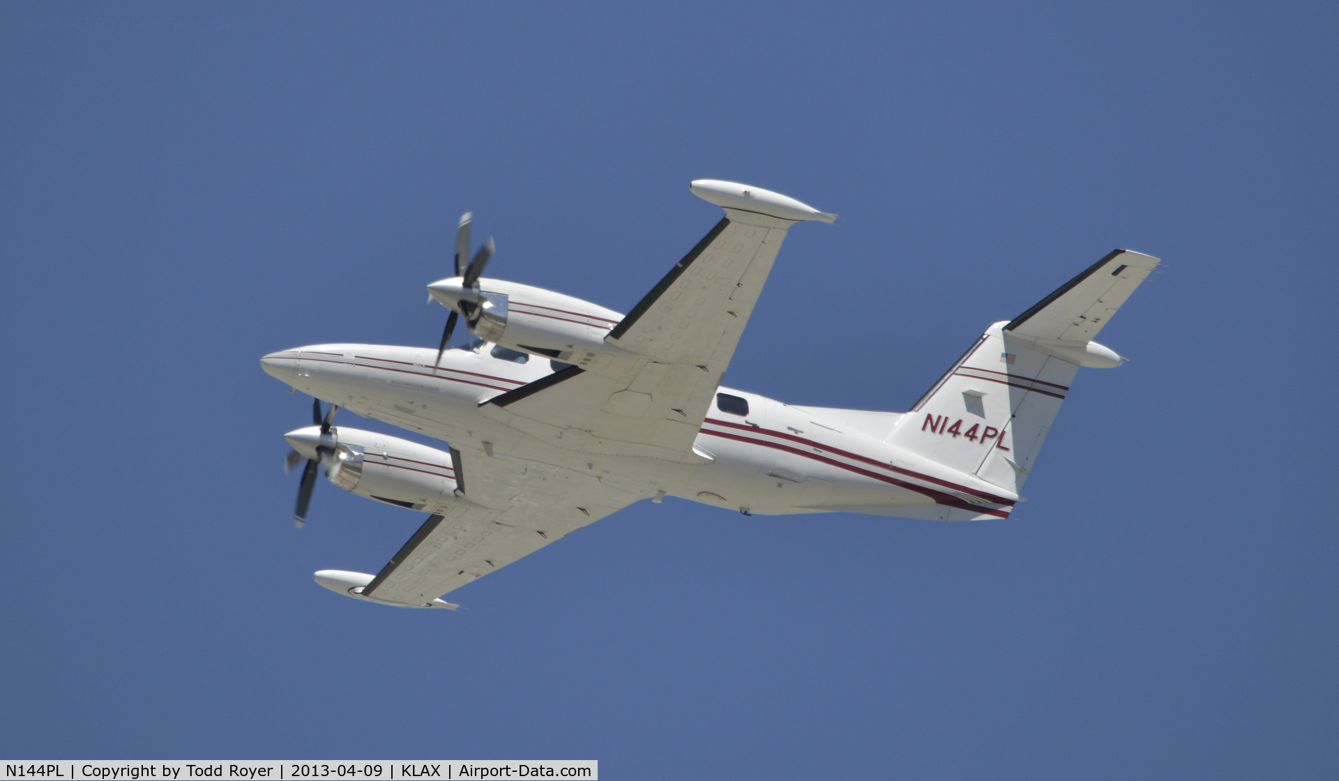 N144PL, 1985 Piper PA-42-1000 Cheyenne IV C/N 42-5527014, Departing LAX