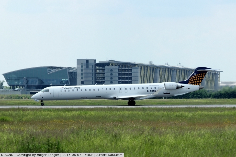 D-ACND, 2009 Bombardier CRJ-701 (CL-600-2C10) Regional Jet C/N 15238, Noon shuttle to DUS is departing on rwy 08L..