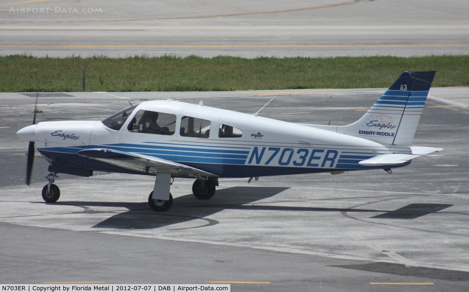 N703ER, 2001 Piper PA-28R-201 Cherokee Arrow III C/N 2844057, Embry Riddle PA-27