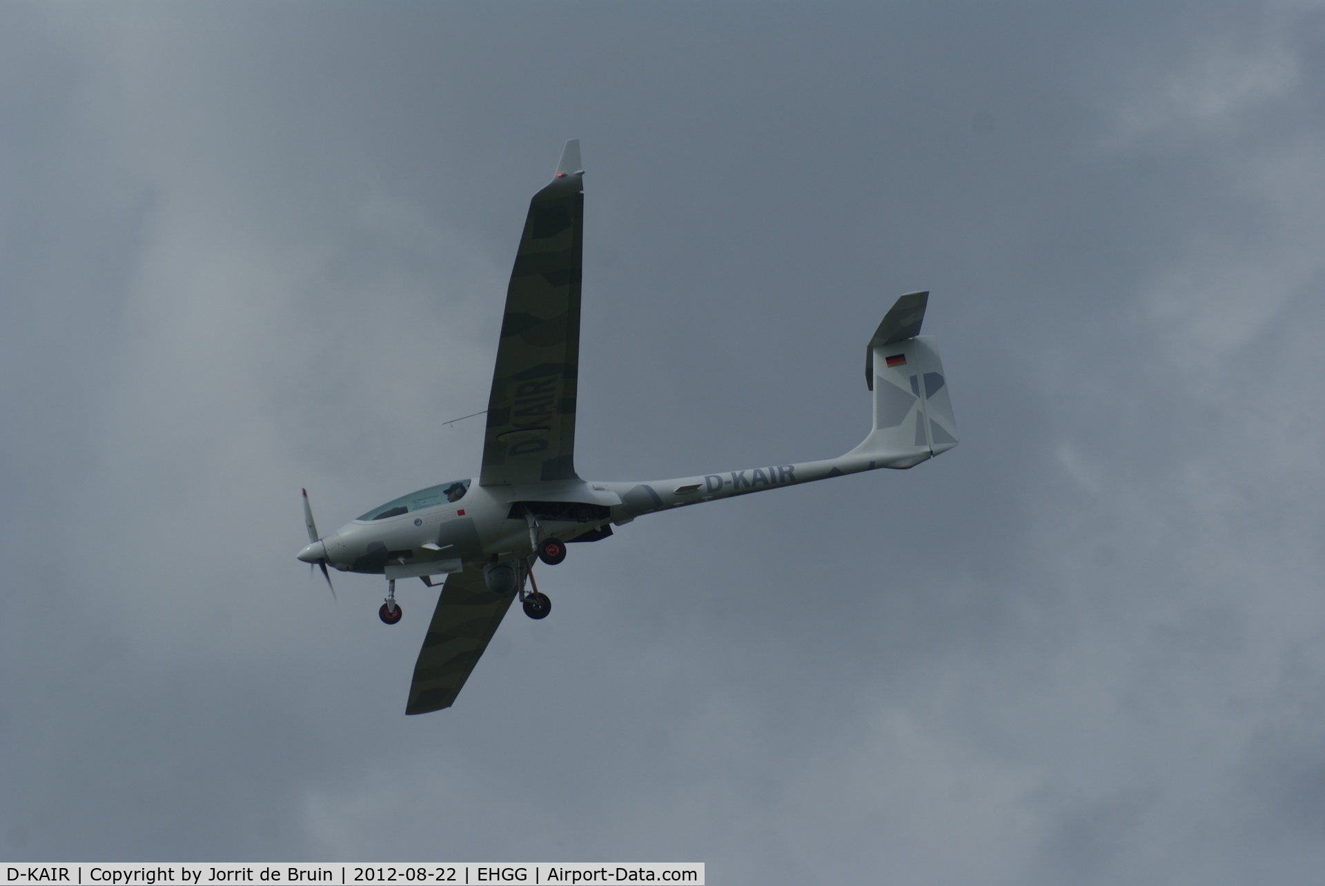 D-KAIR, Stemme S-15 C/N Not found D-KAIR, On the final approach of runway 23 at Eelde airport.