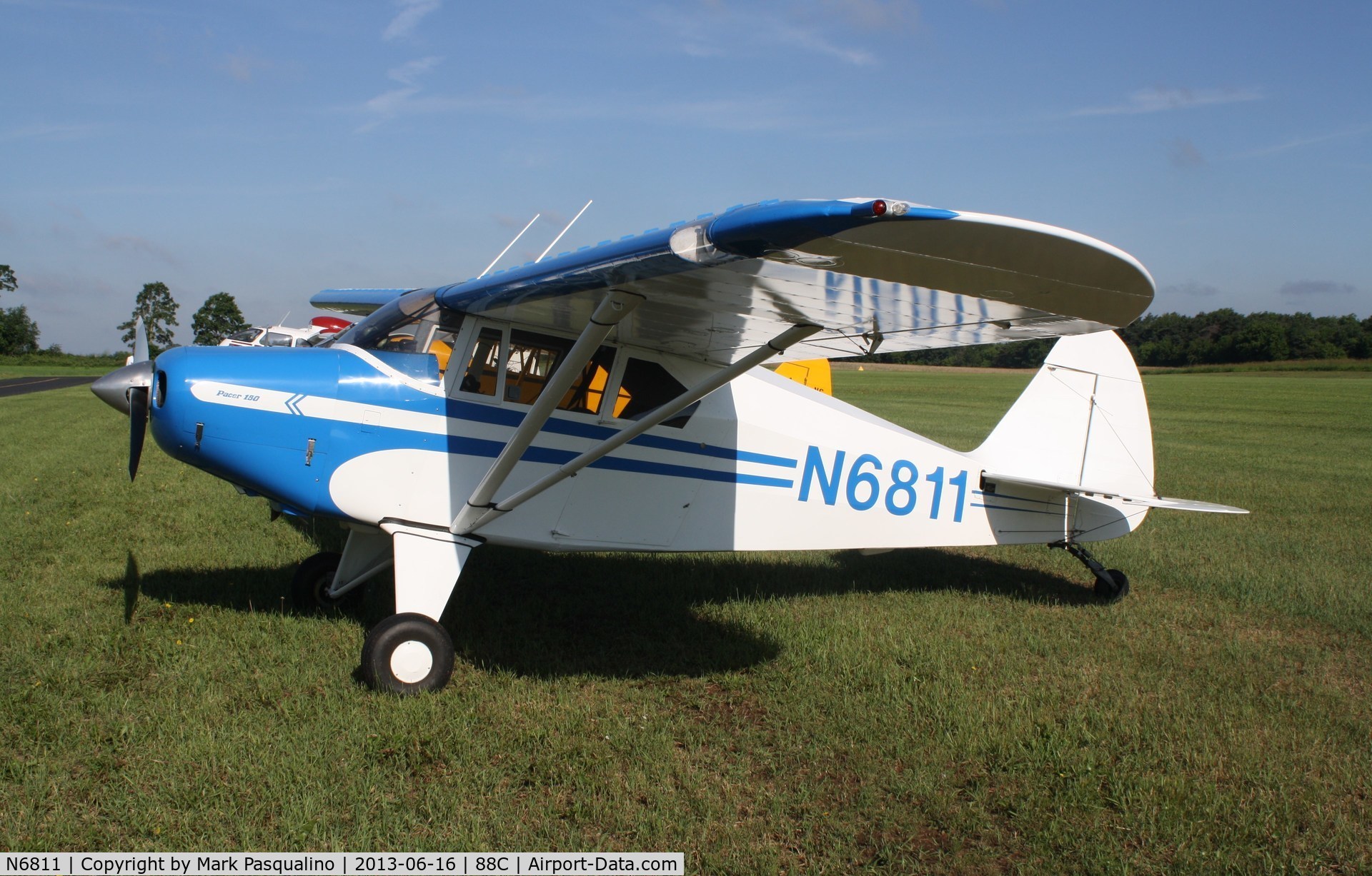 N6811, 1957 Piper PA-22-150 Tri Pacer C/N 22-4783, Piper PA-22-150