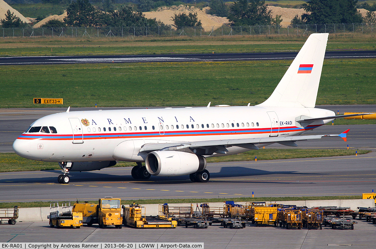 EK-RA01, 1998 Airbus A319-132 C/N 0913, Armenia Government Airbus A319