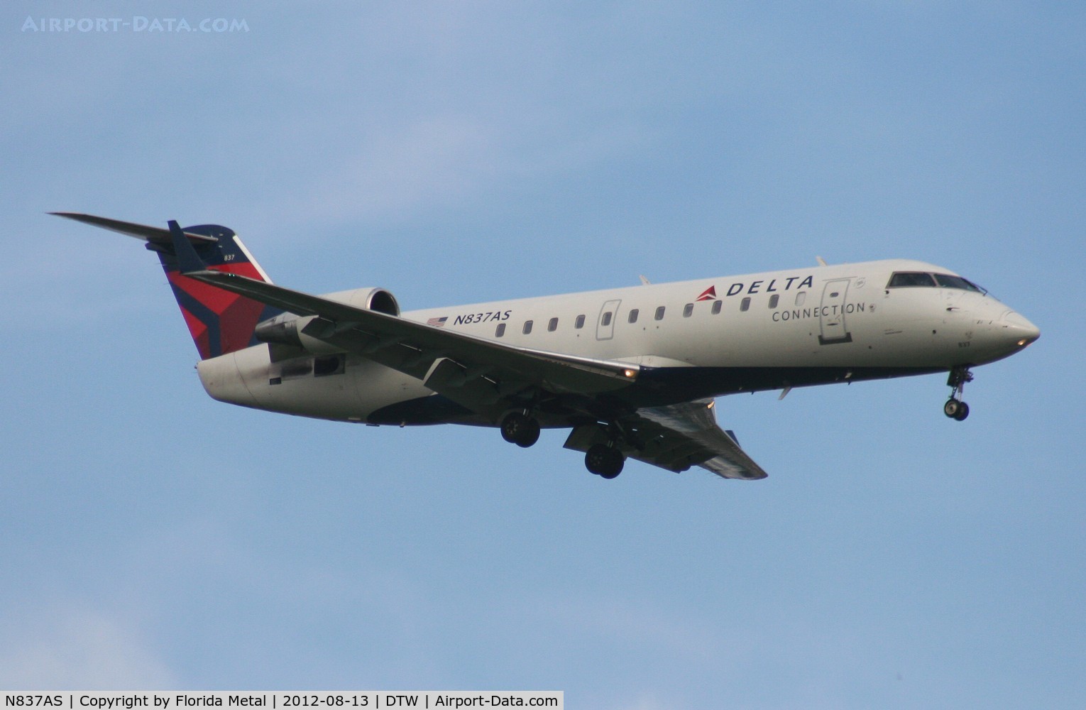 N837AS, 1998 Bombardier CRJ-200ER (CL-600-2B19) C/N 7271, Delta Connection CRJ