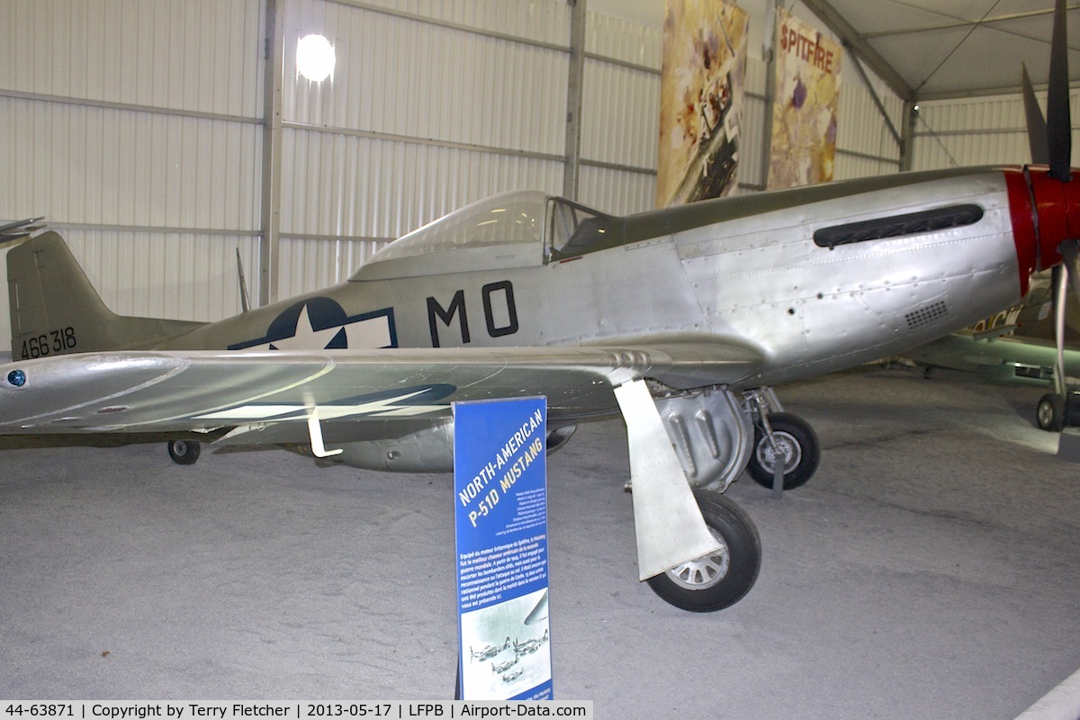 44-63871, 1944 North American P-51D Mustang C/N 122-31597 (N9722F), Exhibited at The Air & Space Museum at Le Bourget , Paris, France