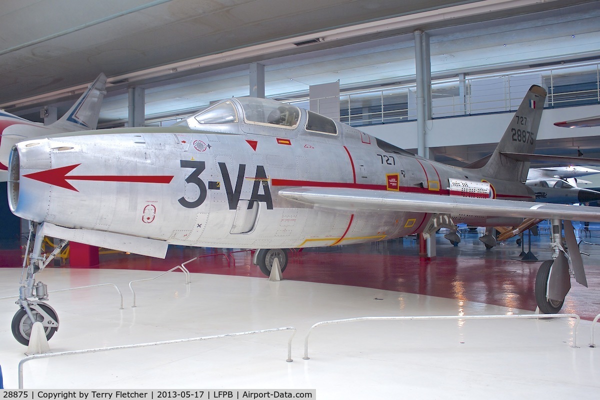 28875, Republic F-84F Thunderstreak C/N 727, Exibited at the AIR & SPACE MUSEUM , Le Bourget , Paris