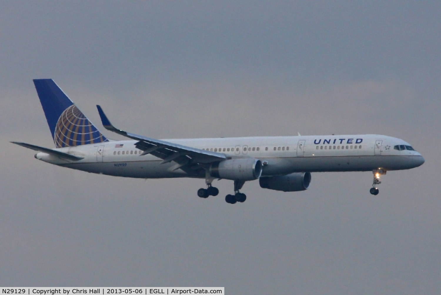 N29129, 1998 Boeing 757-224 C/N 28969, United Airlines