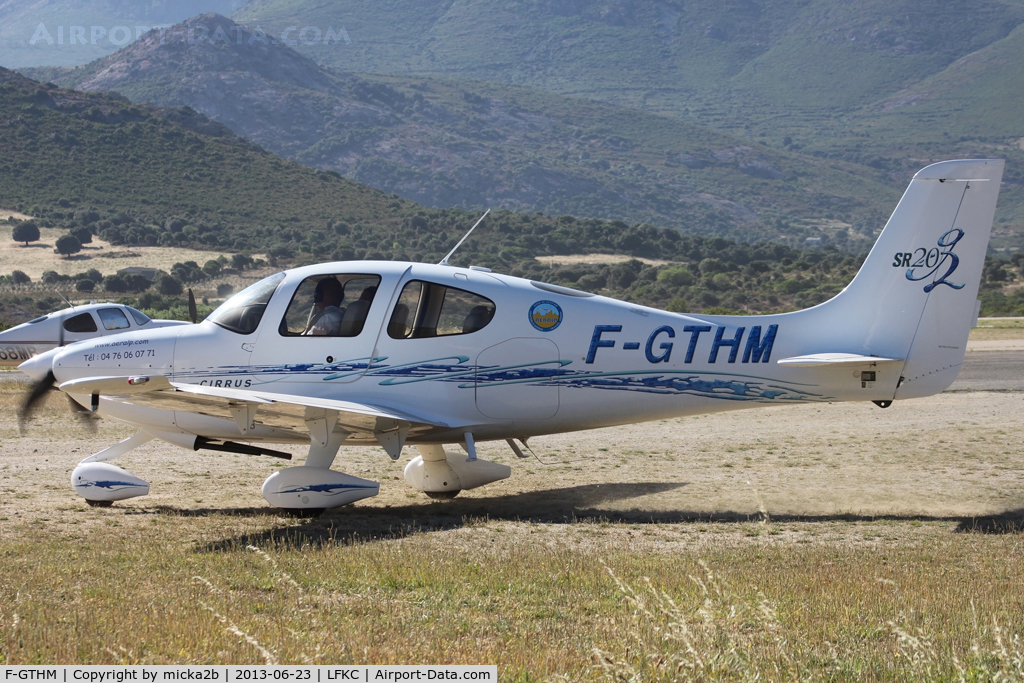 F-GTHM, 2006 Cirrus SR20 G2 C/N 1642, Taxiing