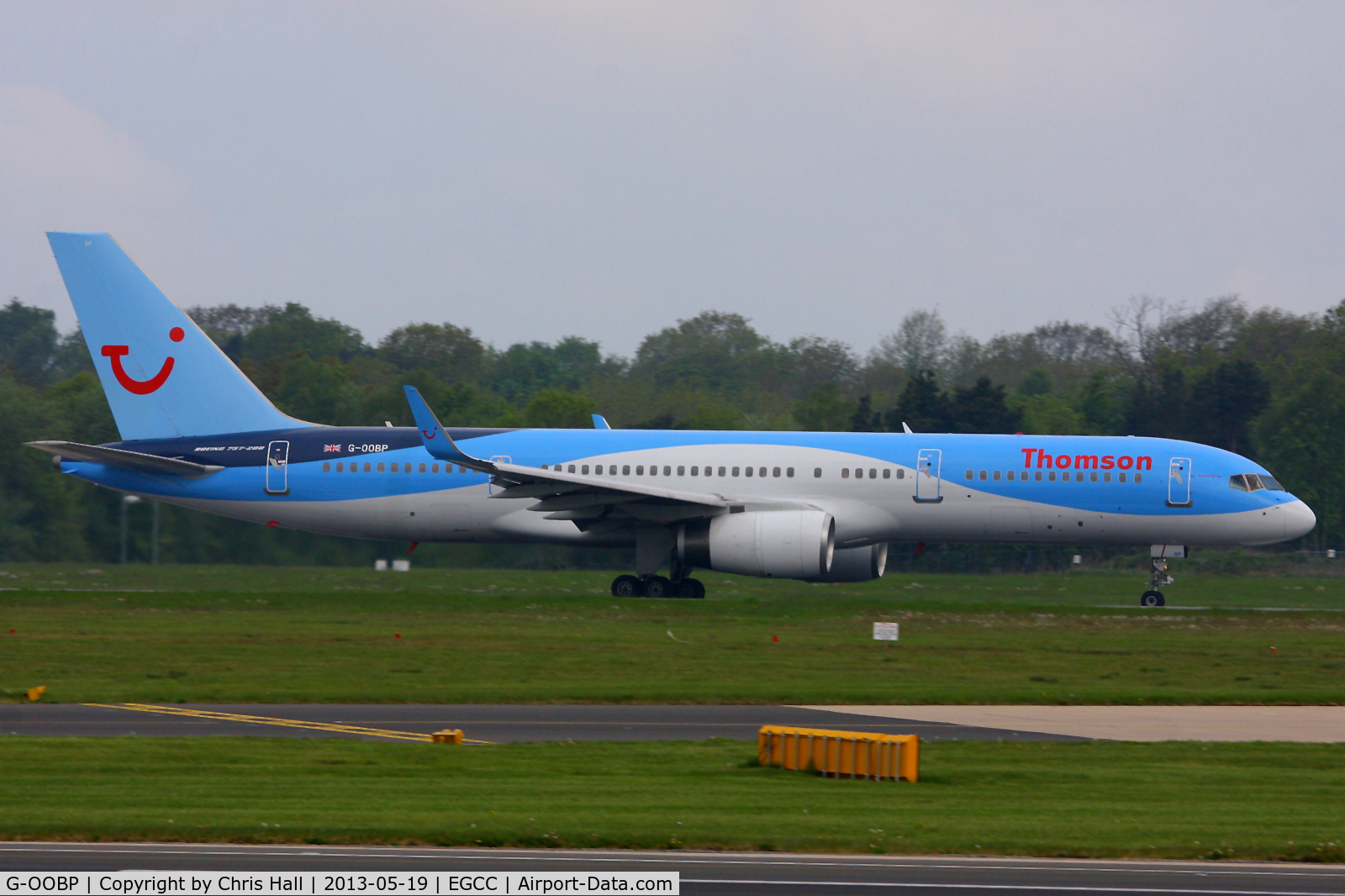 G-OOBP, 2000 Boeing 757-2G5 C/N 30394, Thomson