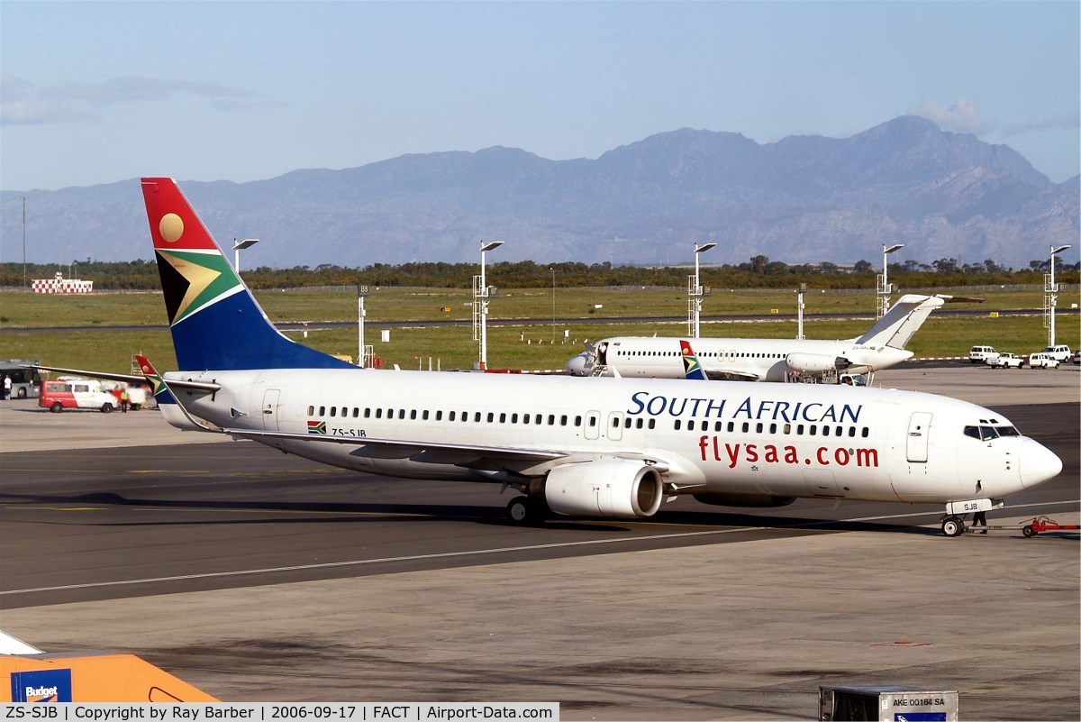 ZS-SJB, 2000 Boeing 737-8S3 C/N 29249, Boeing 737-8S3 [29249] (South African Airways) Cape Town Int~ZS 17/09/2006