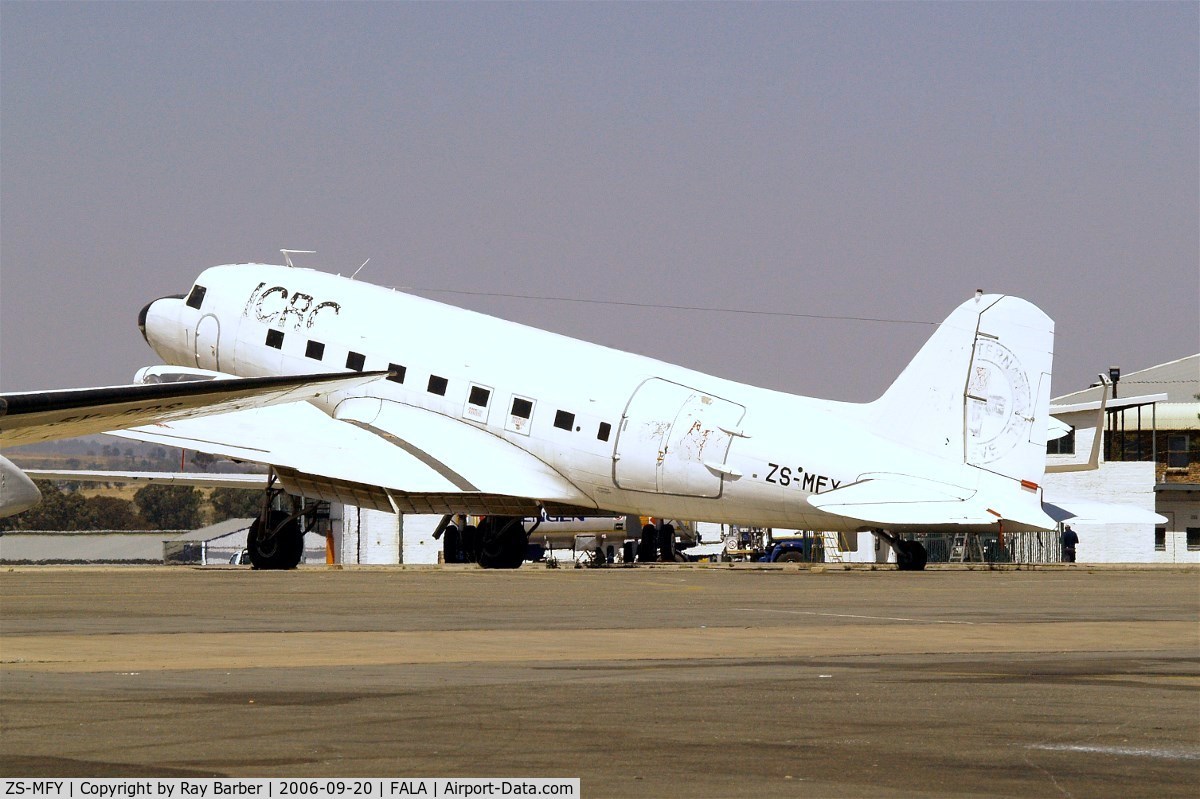 ZS-MFY, 1943 Douglas C-47A-1-DK Skytrain (DC-3-65TP) C/N 12073, Douglas DC-3C-47A-1D/DC-3-65TP [12073] (Wonderair) Lanseria~ZS 20/09/2006. Was used by the International Red Cross some marks can still be seen on paintwork.