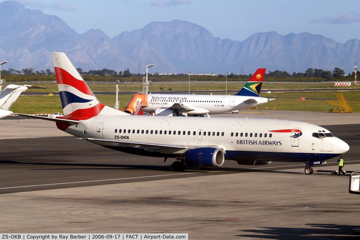 ZS-OKB, 1986 Boeing 737-376 C/N 23477, Boeing 737-376 [23477] (Comair) Cape Town Int~ZS 17/09/2006