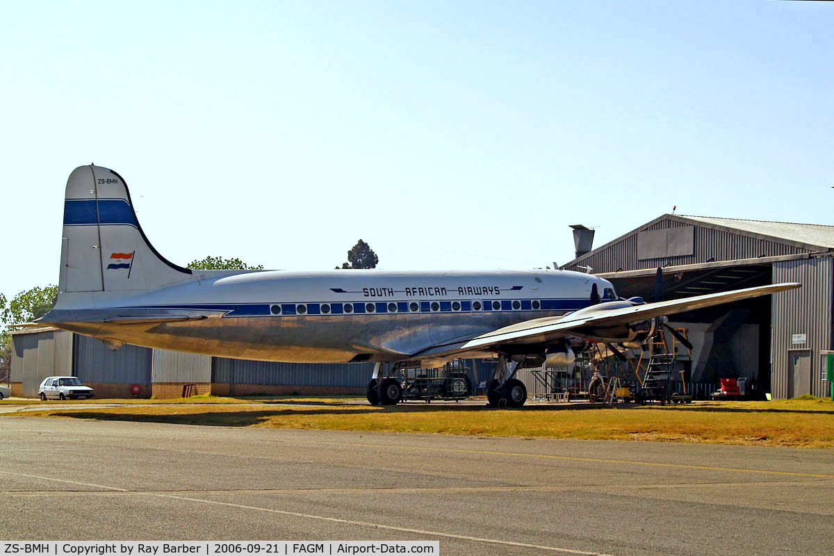 ZS-BMH, 1947 Douglas DC-4-1009 Skymaster C/N 43157, Douglas DC-4-1009 [43157] (South African Airways Historic Flight) Johannesburg-Rand~ZS 21/09/2006