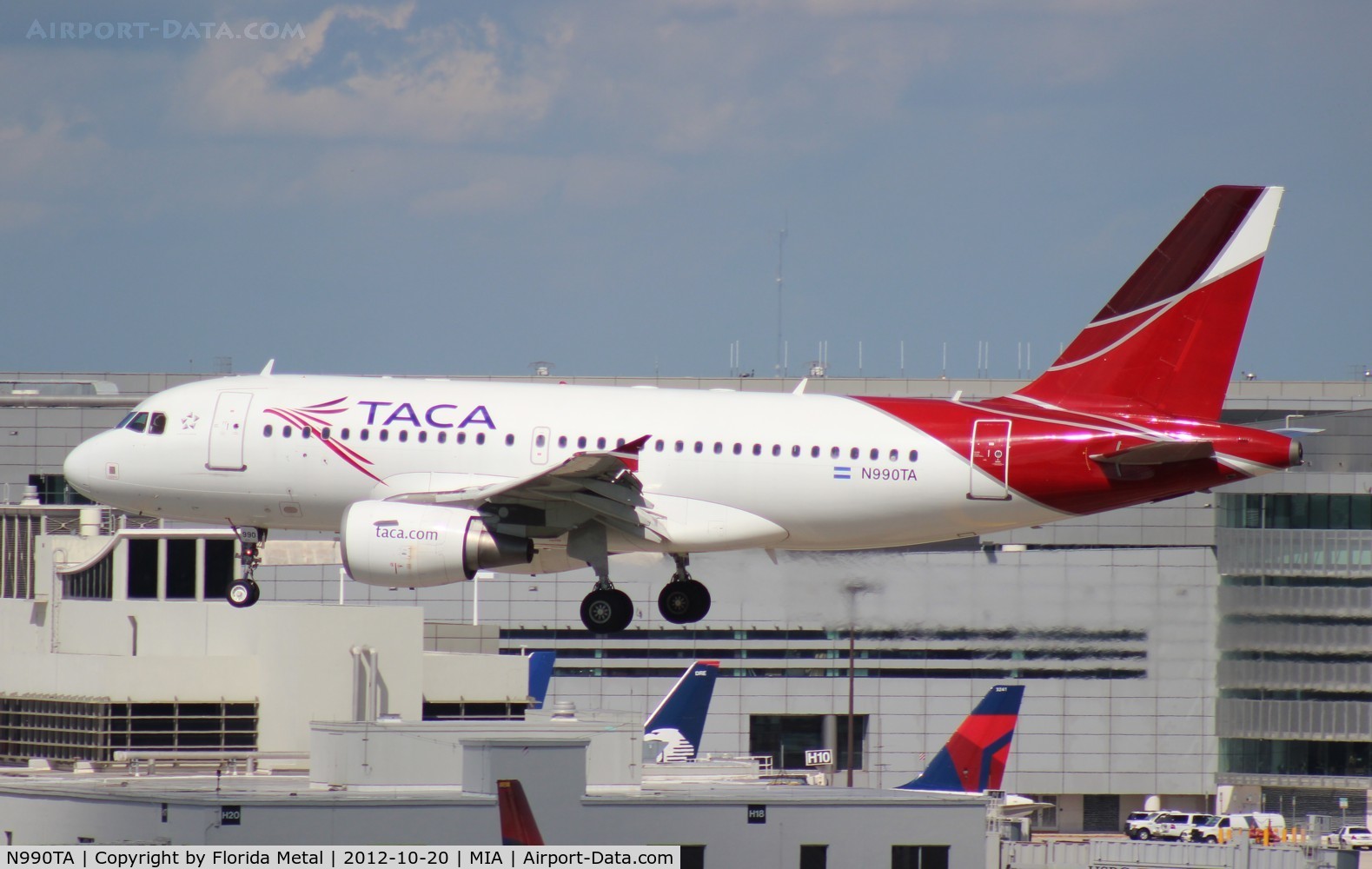 N990TA, 2001 Airbus A319-112 C/N 1598, Taca A319