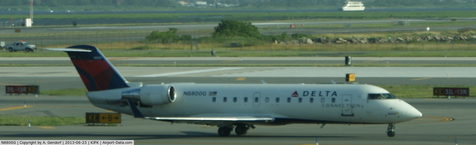 N8800G, 2003 Canadair CRJ-440 (CL-600-2B19) Regional Jet C/N 7800, Pinnacle Airlines (Delta Connection cs.), seen here at New York - JFK(KJFK)