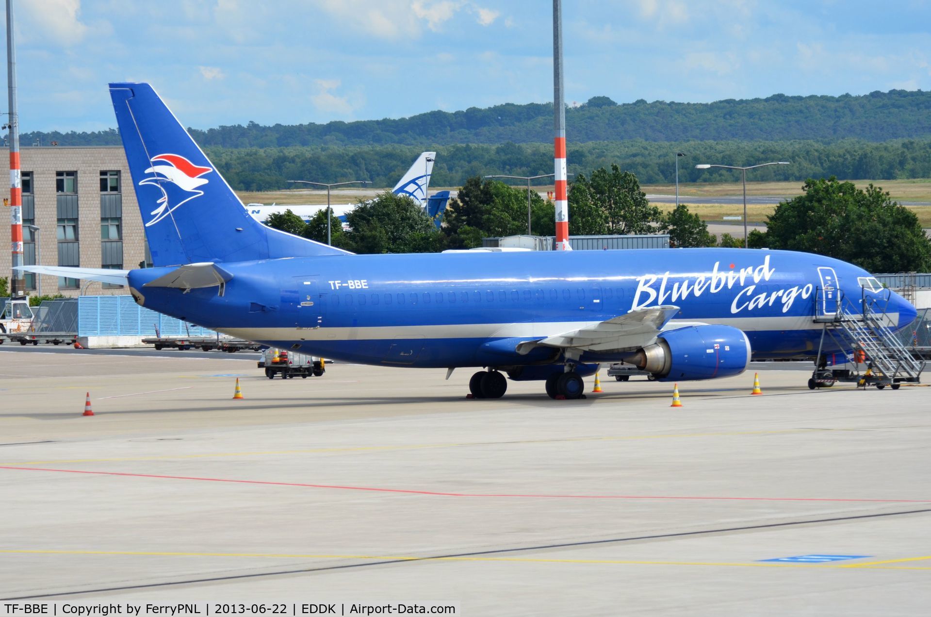 TF-BBE, 1991 Boeing 737-36EF C/N 25256, Bluebird Cargo B733 resting in CGN