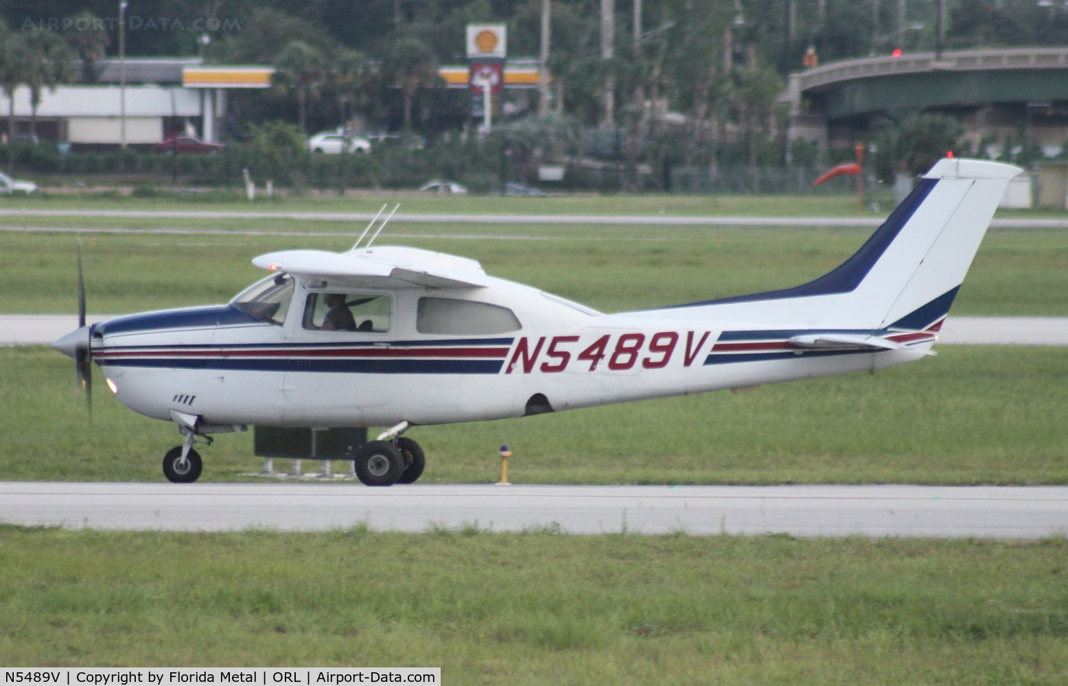 N5489V, 1975 Cessna 210L Centurion C/N 21060961, Cessna 210L