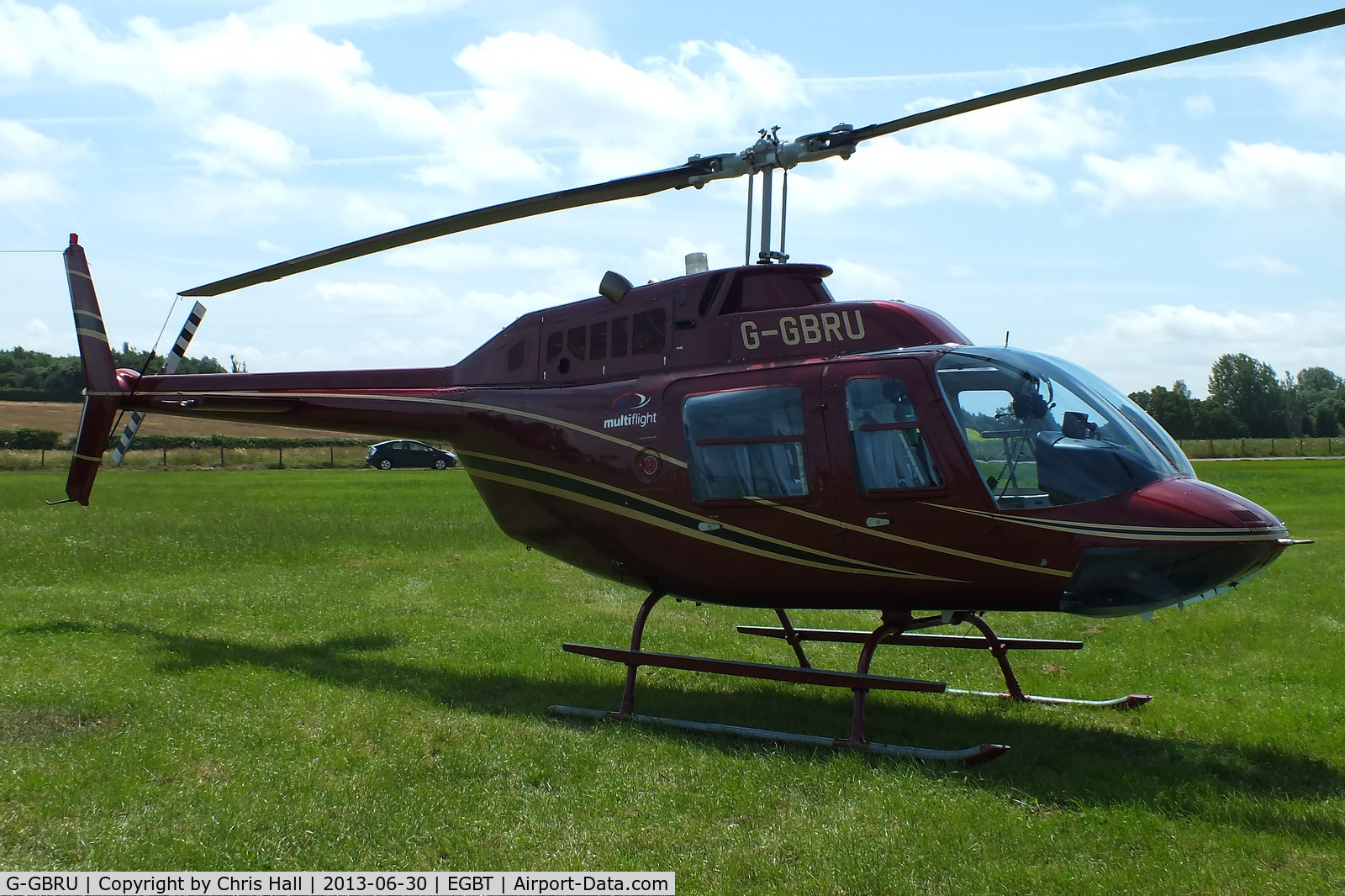 G-GBRU, 1987 Bell 206B JetRanger III C/N 3997, being used for ferrying race fans to the British F1 Grand Prix at Silverstone