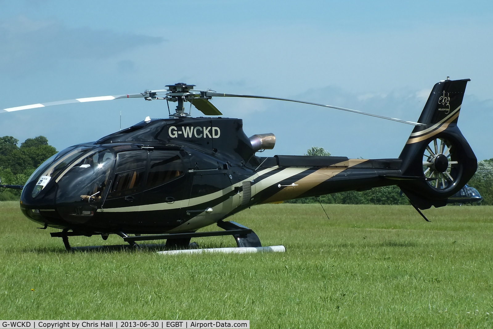G-WCKD, 2009 Eurocopter EC-130B-4 (AS-350B-4) C/N 4746, being used for ferrying race fans to the British F1 Grand Prix at Silverstone