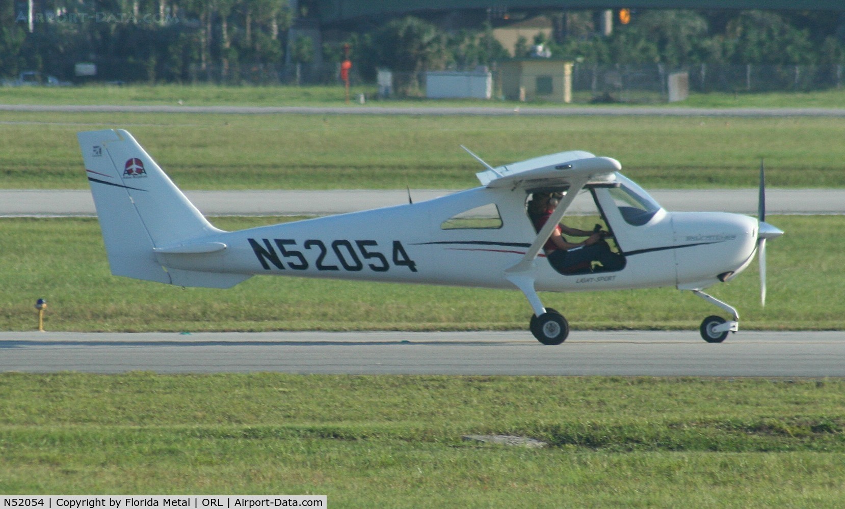 N52054, Cessna 162 Skycatcher C/N 16200022, Skycatcher