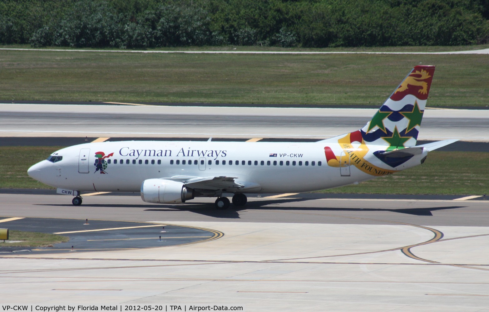 VP-CKW, 1996 Boeing 737-36E C/N 26322, Cayman 737