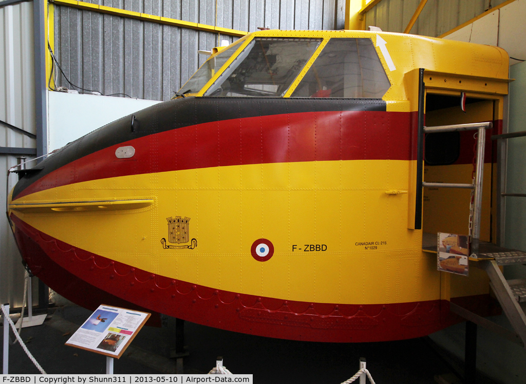 F-ZBBD, Canadair CL-215-I (CL-215-1A10) C/N 1029, Only cockpit section is preserved inside St-Victoret Museum... This was the first aircraft at the start of the Museum ;)