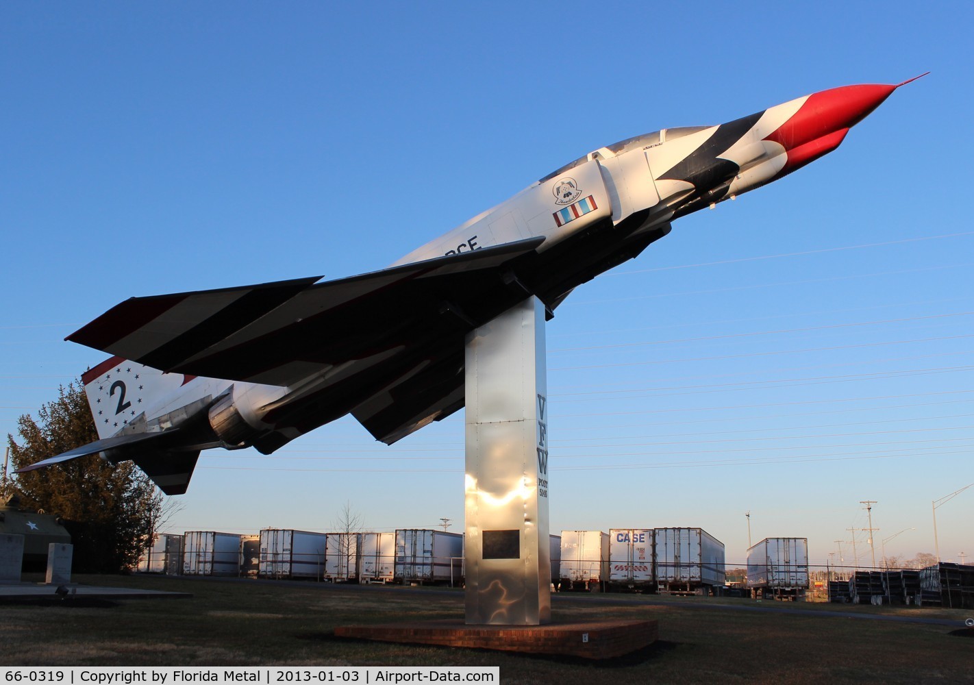 66-0319, 1966 McDonnell F-4E Phantom II C/N 2557, Thunderbirds F-4E Phantom II at a VFW Hall in Tennessee