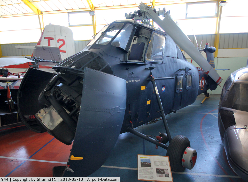 944, Sikorsky HSS-1 Seabat C/N SA41, Preserved inside St-Victoret Museum...