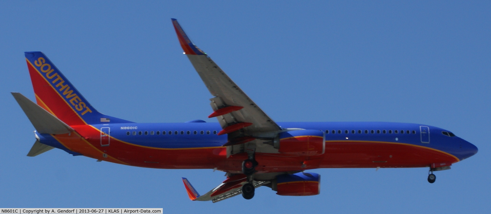 N8601C, 2012 Boeing 737-8H4 C/N 38874, Southwest Airlines, just arriving at Las Vegas Int´l(KLAS)