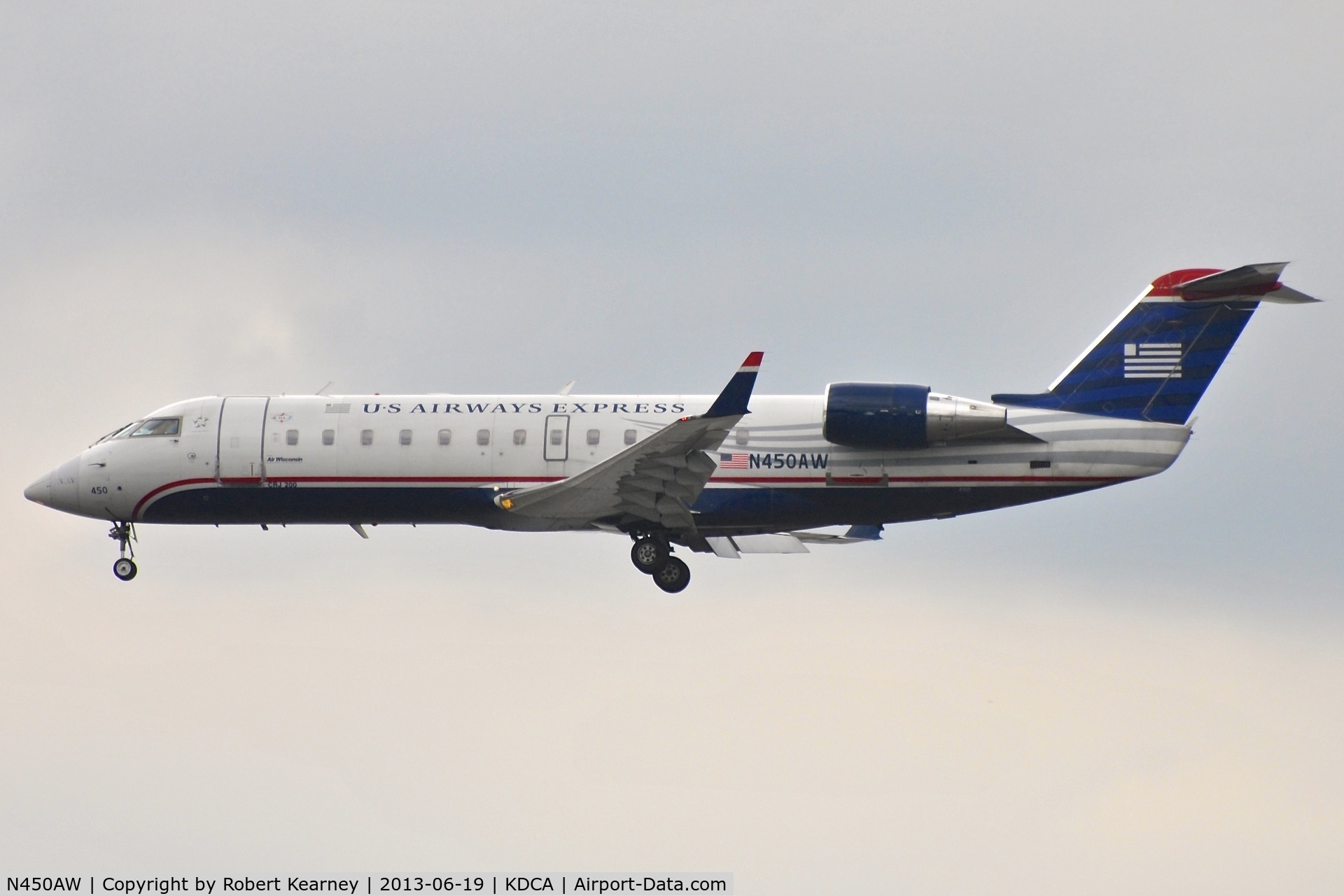 N450AW, 2003 Bombardier CRJ-200LR (CL-600-2B19) C/N 7823, On short finals for r/w 1